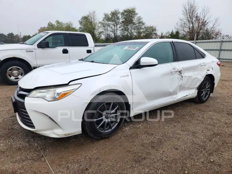 2017 Toyota CAMRY фото