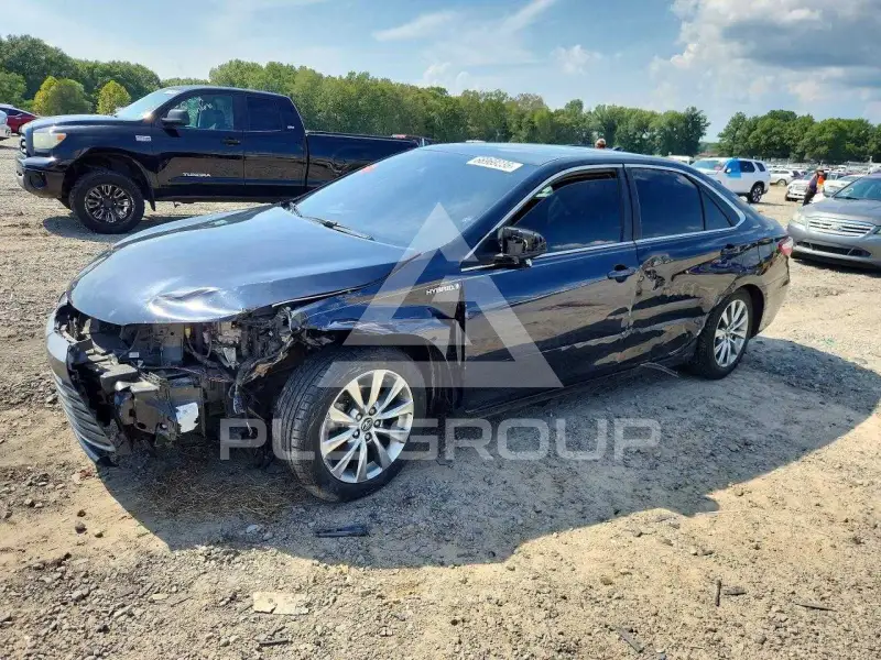2017 Toyota CAMRY фото