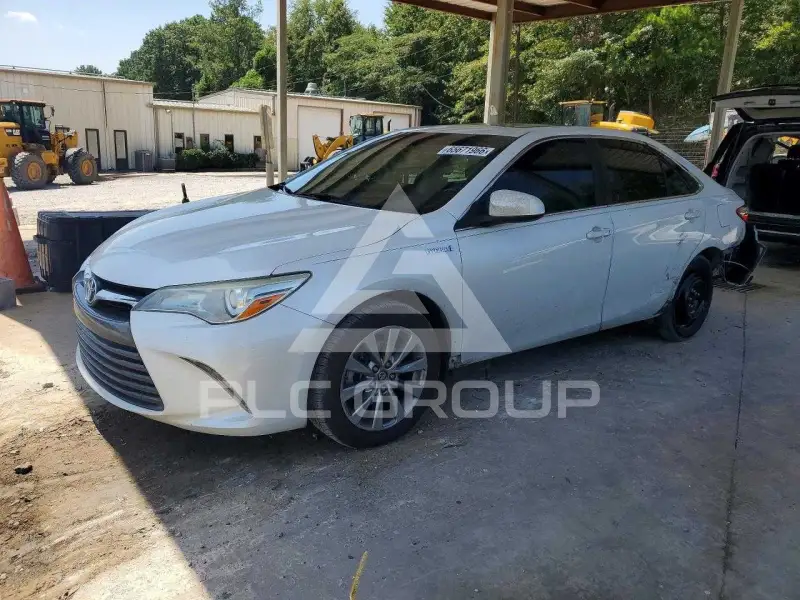2017 Toyota CAMRY фото
