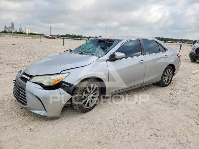 2017 Toyota CAMRY фото