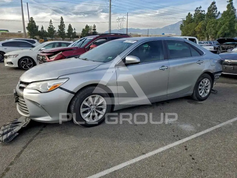 2017 Toyota CAMRY фото