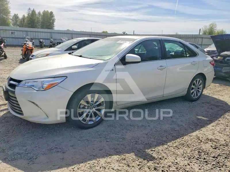 2017 Toyota CAMRY фото