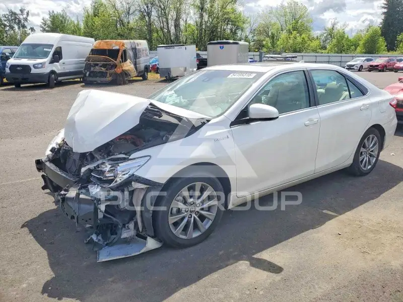 2017 Toyota CAMRY фото