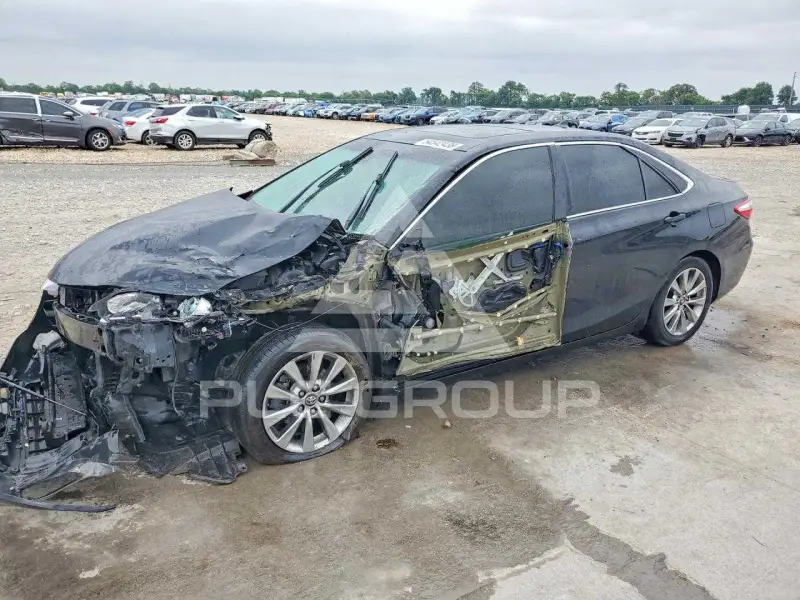 2017 Toyota CAMRY фото