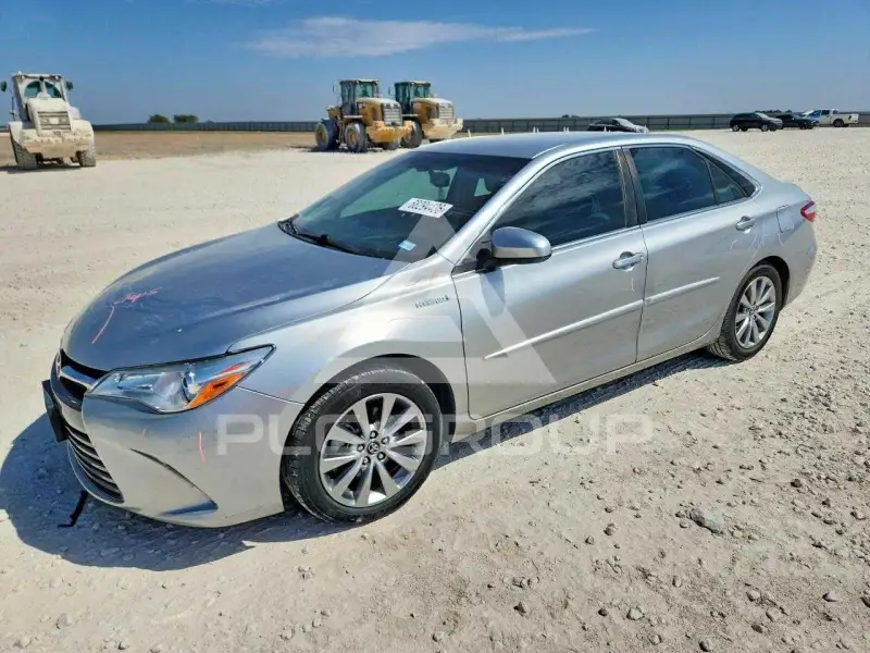 2017 Toyota CAMRY фото
