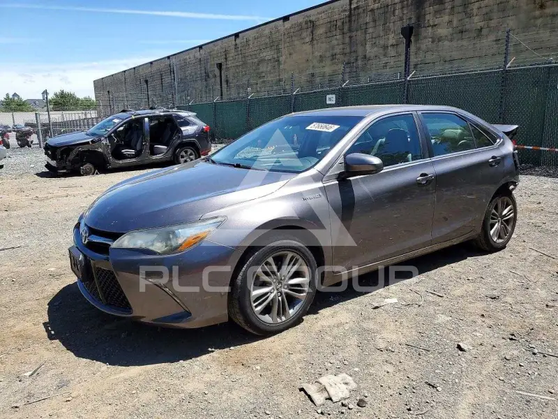 2017 Toyota CAMRY фото