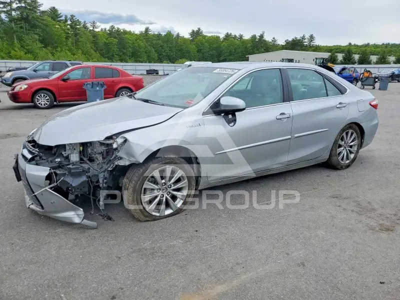 2017 Toyota CAMRY фото