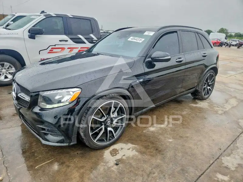 2017 Mercedes Benz GLC-Class фото
