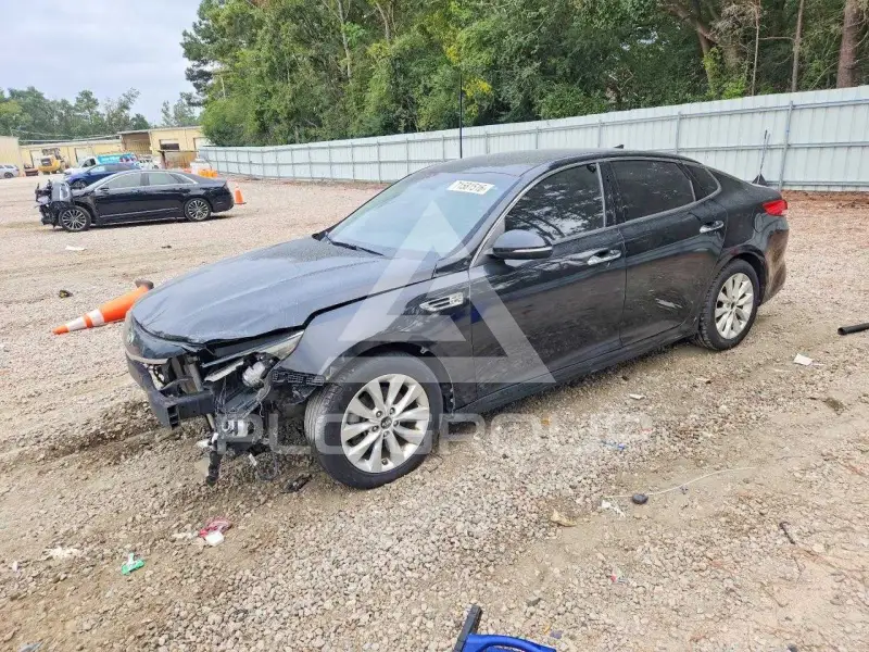 2017 KIA Optima photo