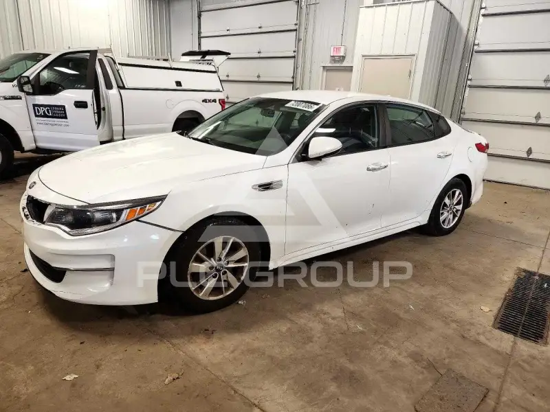 2017 KIA Optima фото