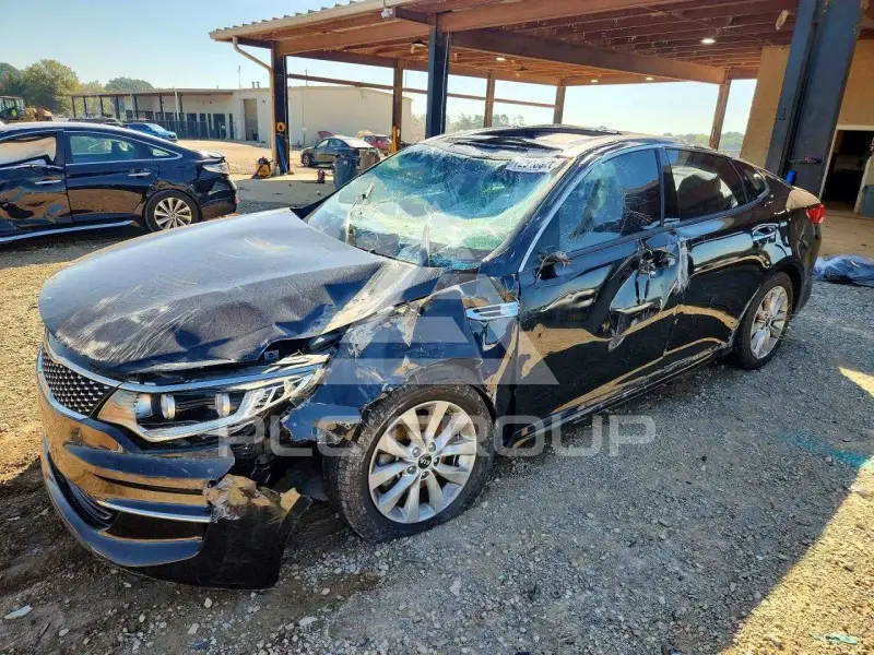 2017 KIA Optima фото