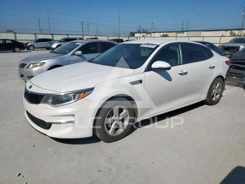 2017 KIA Optima фото