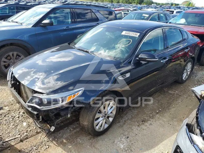 2017 KIA Optima photo
