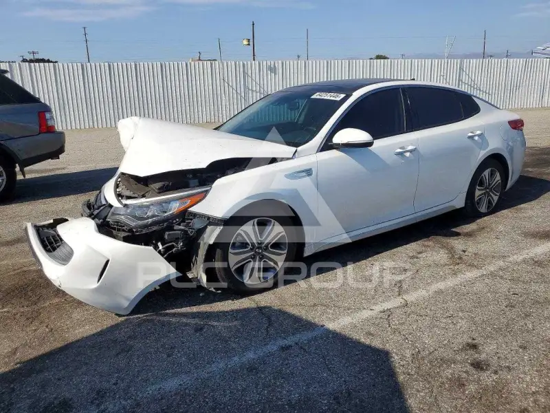 2017 KIA Optima photo