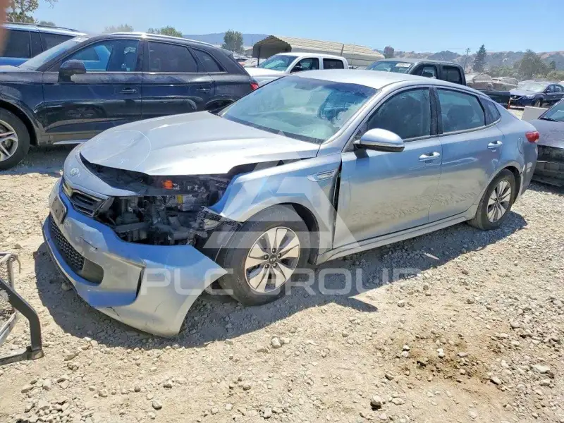 2017 KIA Optima photo