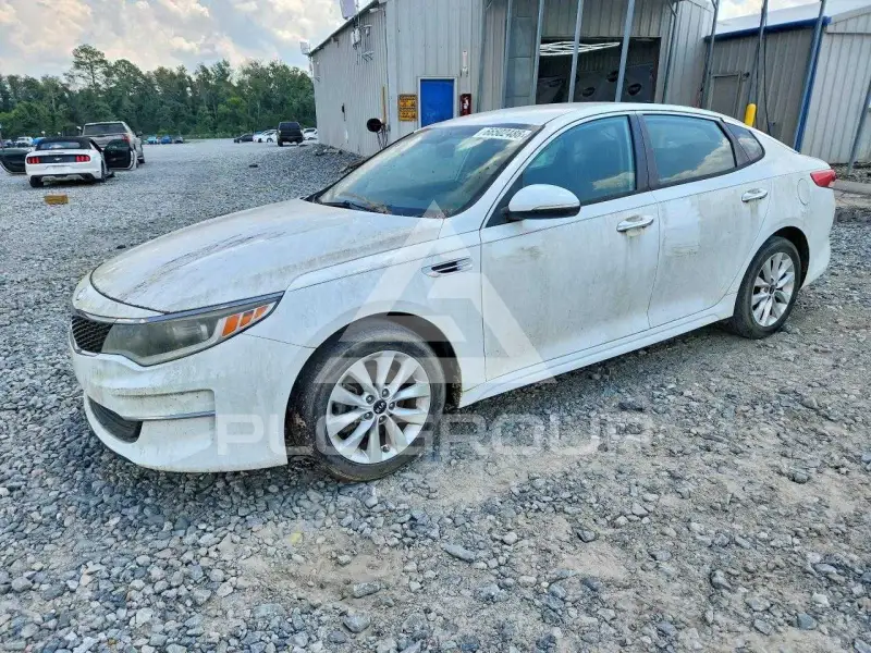2017 KIA Optima фото