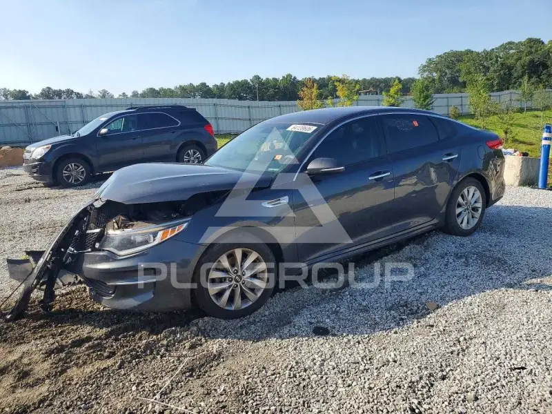 2017 KIA Optima фото