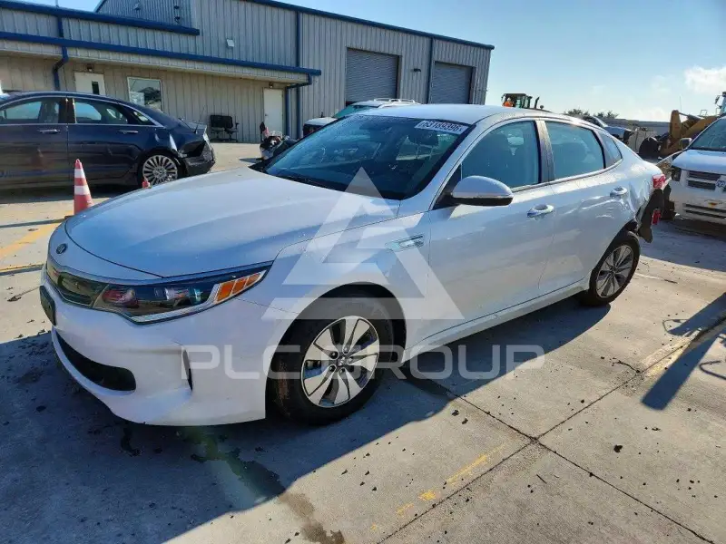 2017 KIA Optima photo