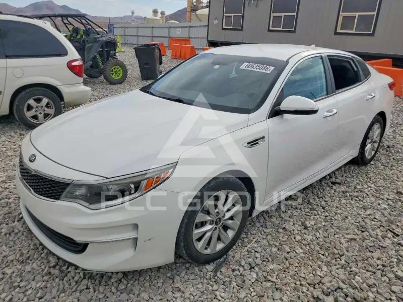 2017 KIA Optima фото