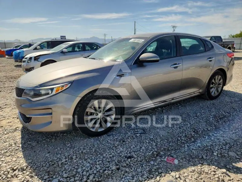 2017 KIA Optima photo
