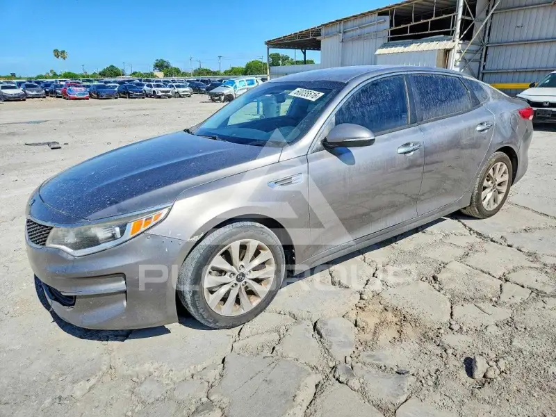 2017 KIA Optima фото