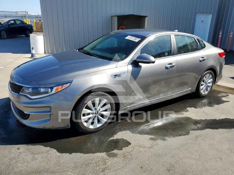 2017 KIA Optima фото