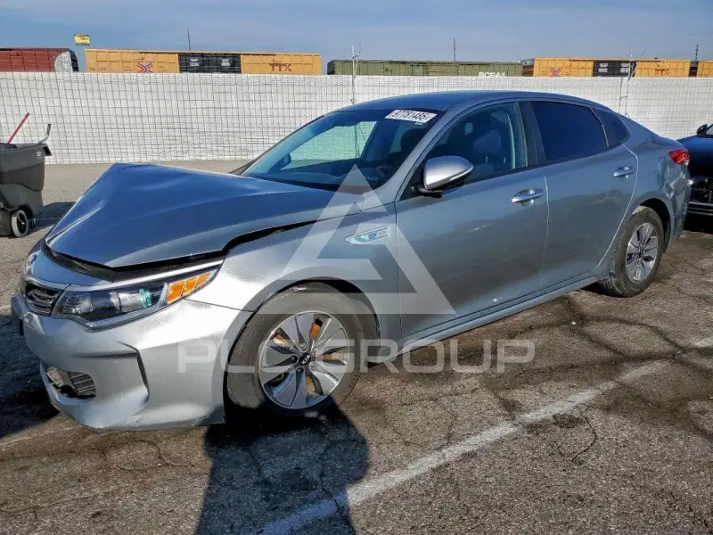 2017 KIA Optima photo