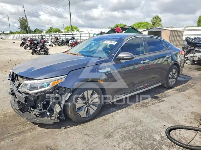 2017 KIA Optima photo