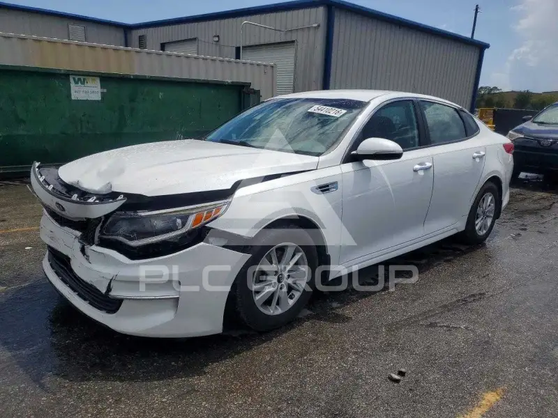 2017 KIA Optima photo