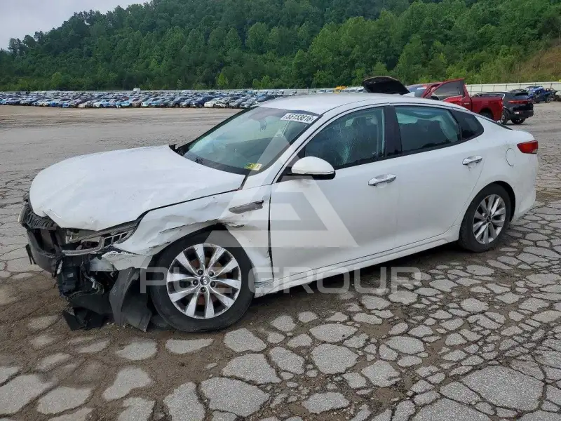 2017 KIA Optima фото