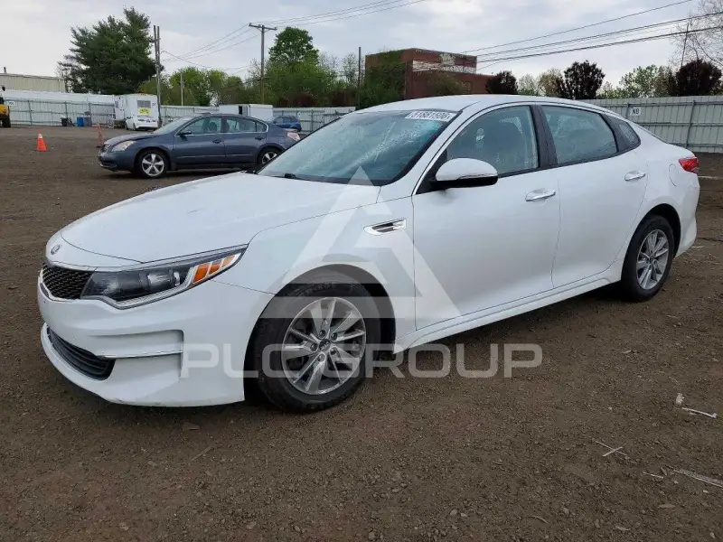 2017 KIA Optima фото