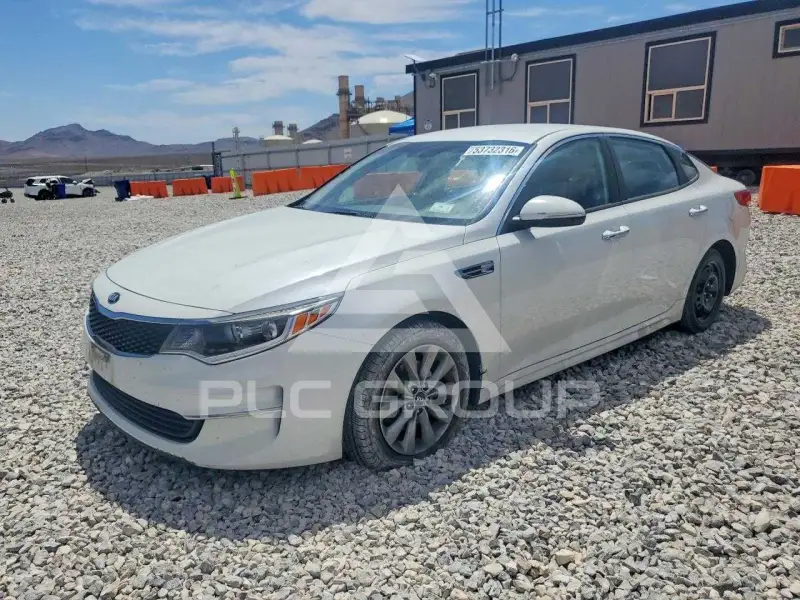 2017 KIA Optima photo