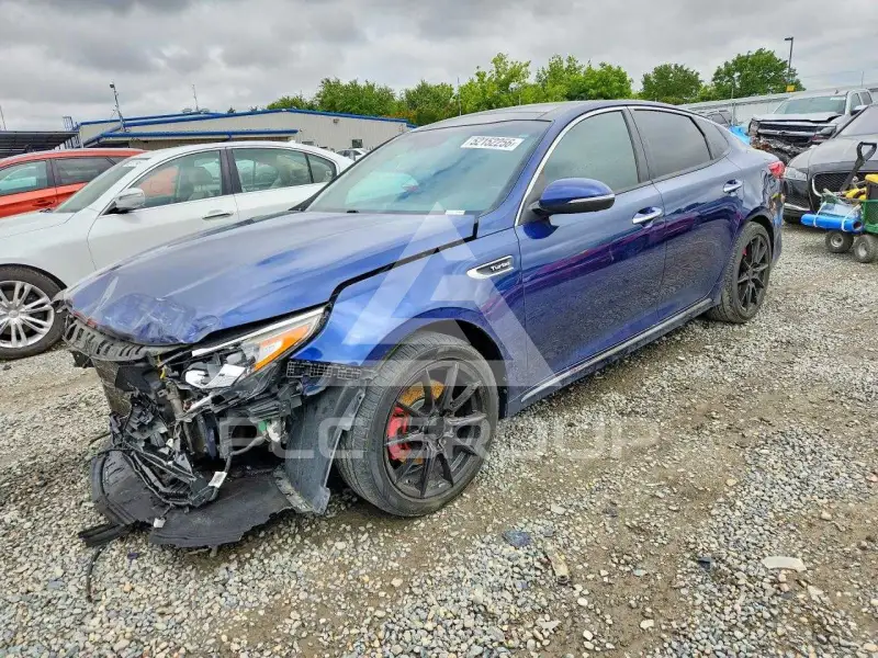 2017 KIA Optima фото