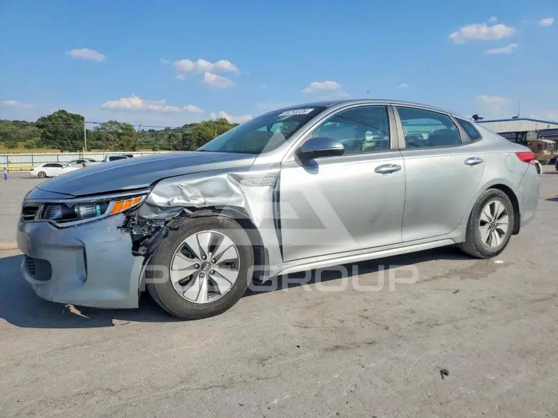2017 KIA Optima фото