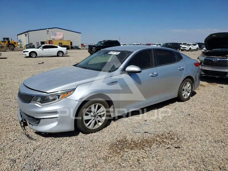 2017 KIA Optima фото