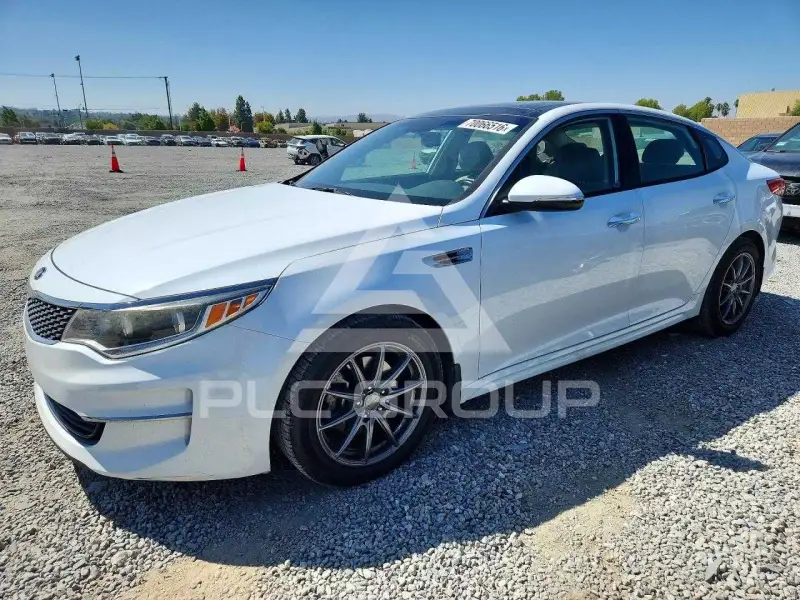 2017 KIA Optima фото
