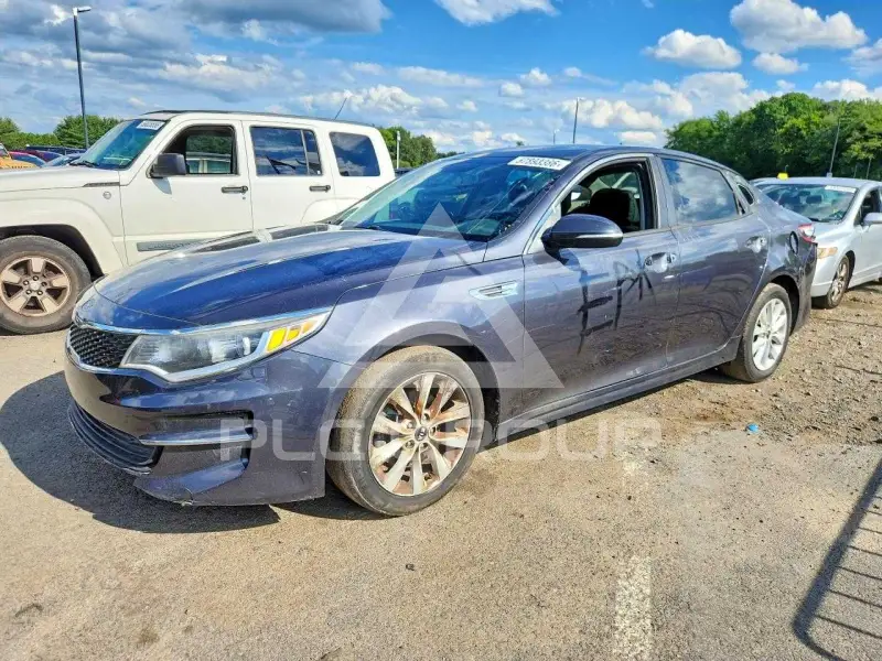 2017 KIA Optima photo