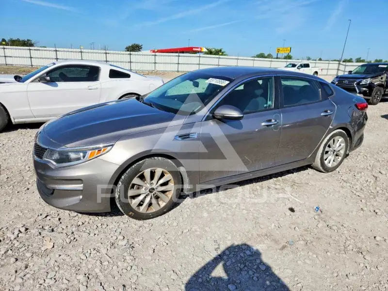 2017 KIA Optima фото