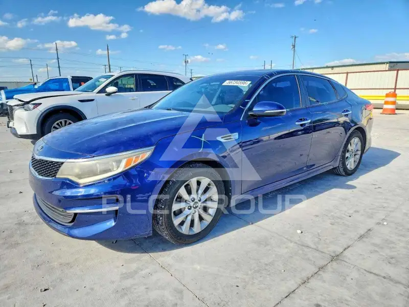 2017 KIA Optima photo