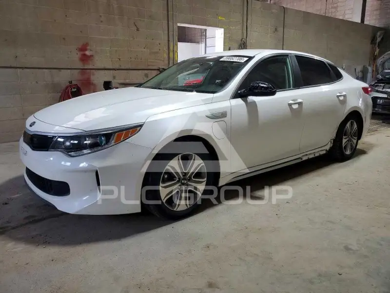 2017 KIA Optima photo