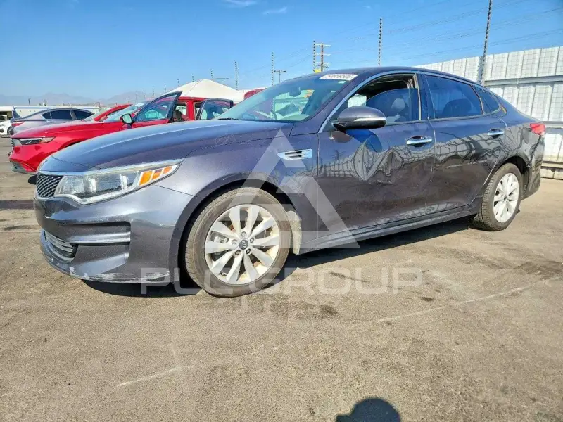 2017 KIA Optima фото