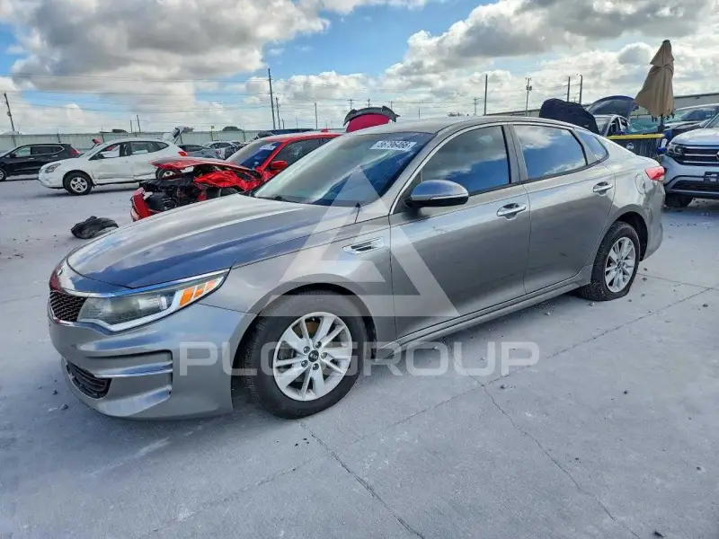 2017 KIA Optima фото
