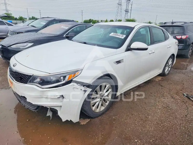 2017 KIA Optima photo