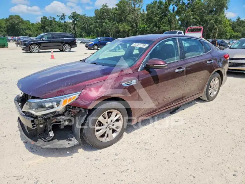 2017 KIA Optima photo
