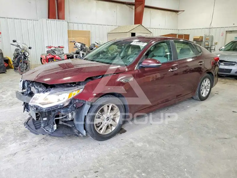 2017 KIA Optima фото