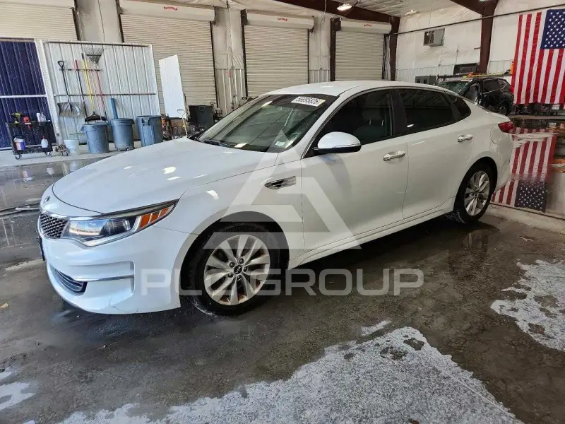 2017 KIA Optima фото