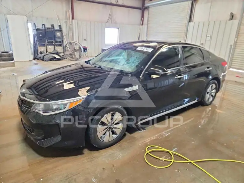 2017 KIA Optima фото