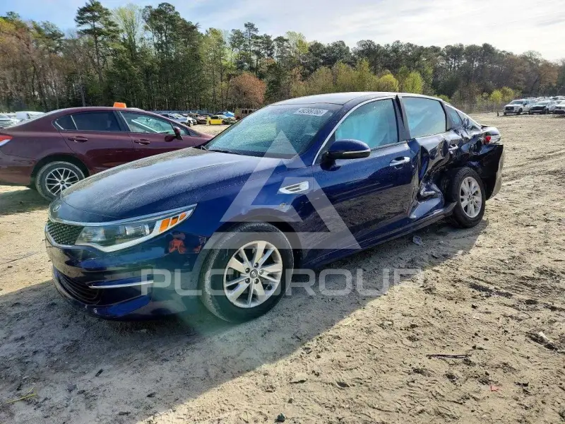 2017 KIA Optima photo