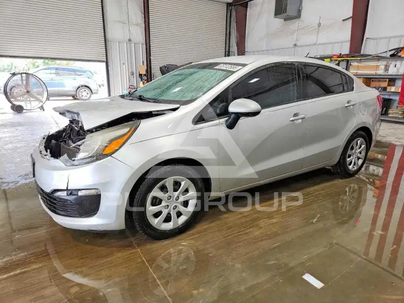 2017 KIA Rio photo