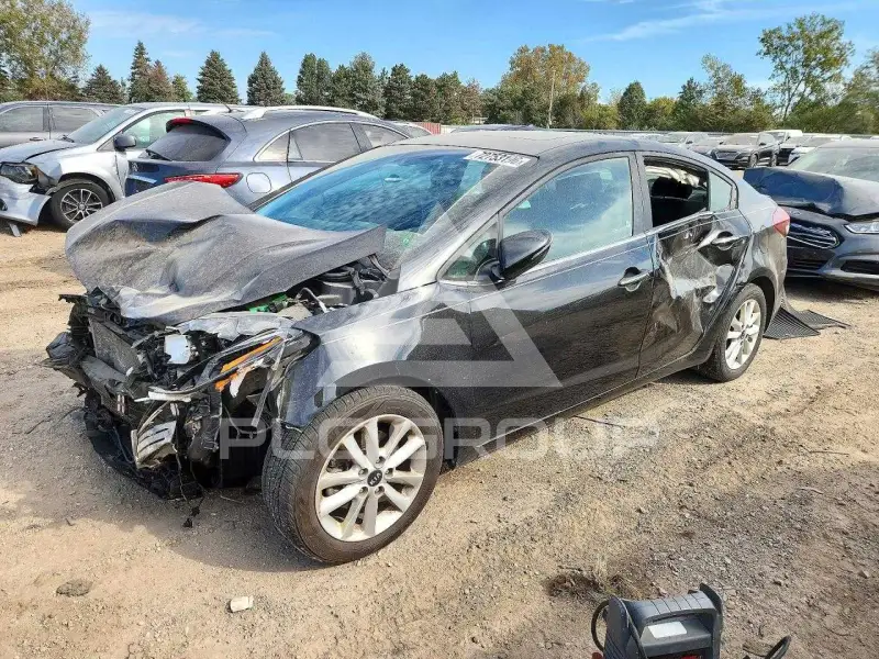 2017 KIA Forte фото